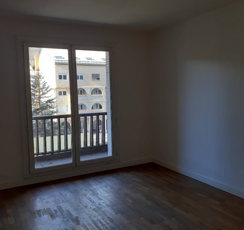 APPARTEMENT T2 A LOUER - BRIANCON - 51.96 m2 - 625€ charges comprises par mois
