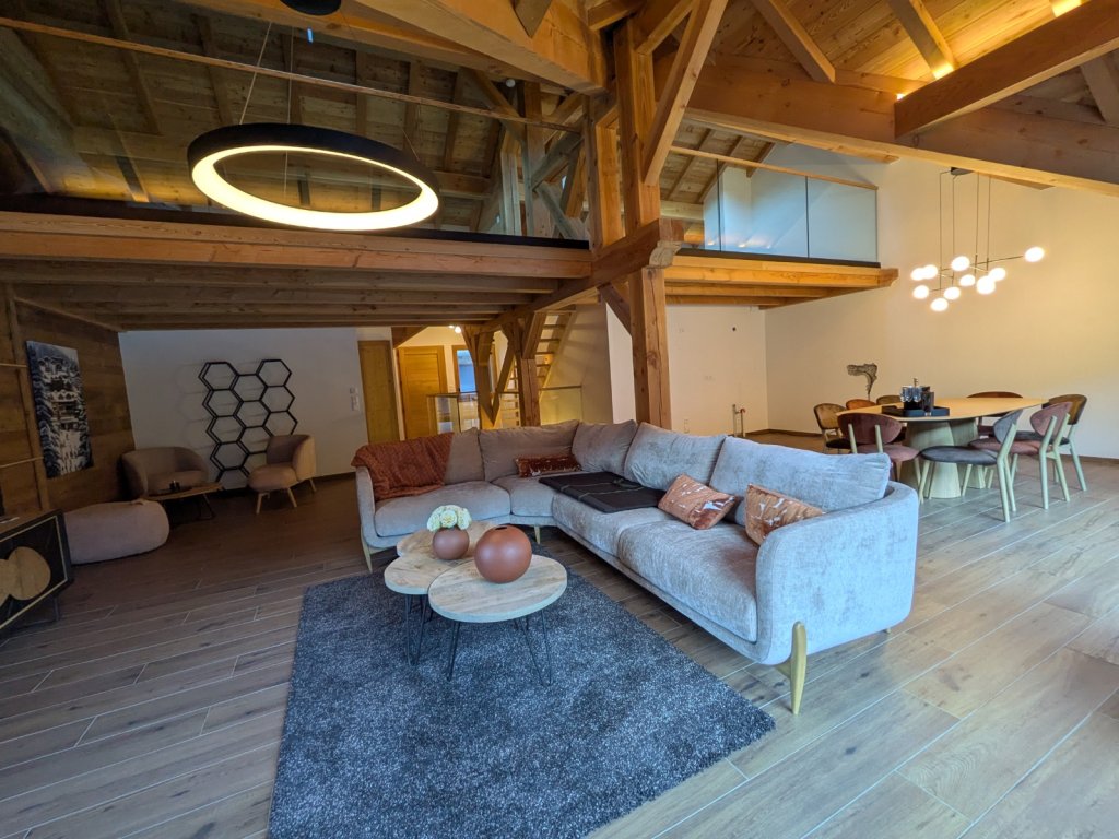 APPARTEMENT - CHALET NEUF A VENDRE - ST CHAFFREY - 207.9 m2 - 1300000€