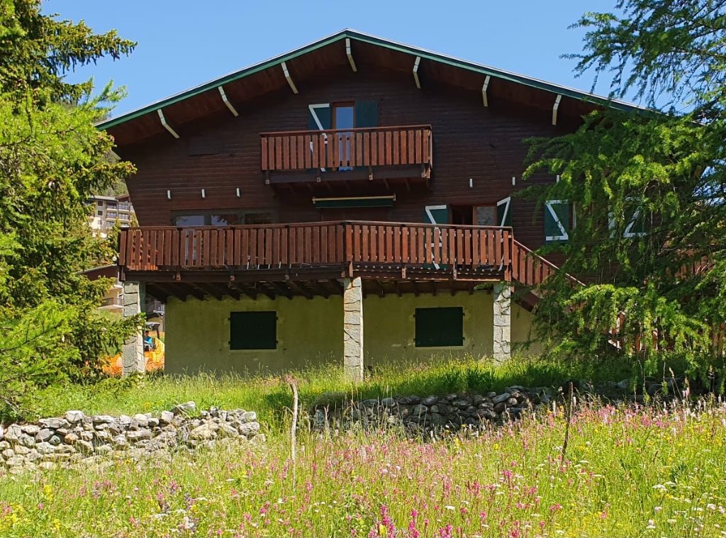 CHALET FOR SALE - MONTGENEVRE VILLAGE - 196 m2 - 1 050 000 €