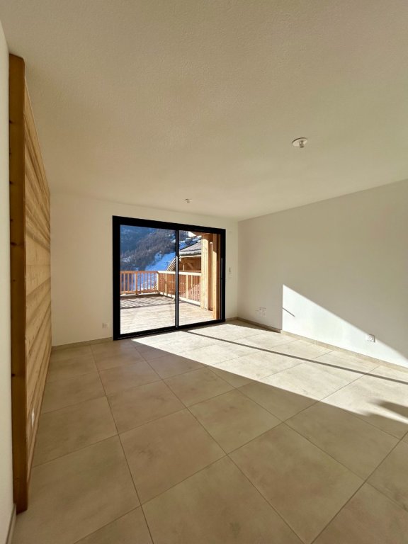 APPARTEMENT T2 + CABINE A VENDRE - ST CHAFFREY - 45.91 m2 - 405�000�&euro;