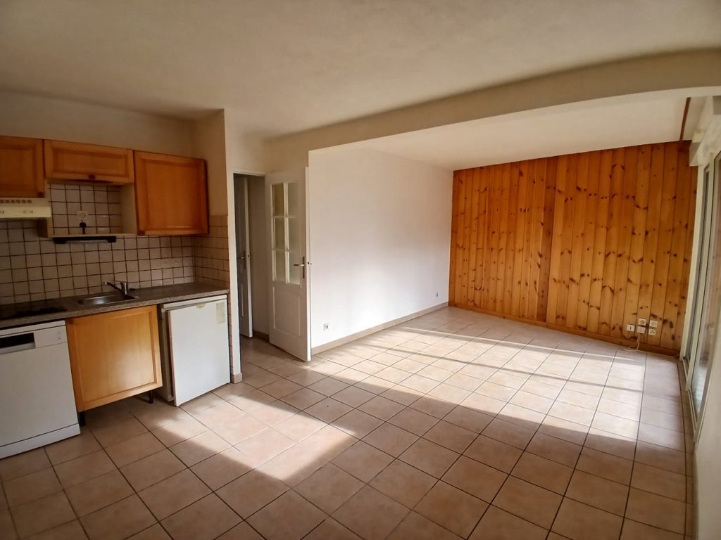 APARTMENT 3 ROOMS FOR SALE - BRIANCON - 62 m2 - 254�000�&euro;