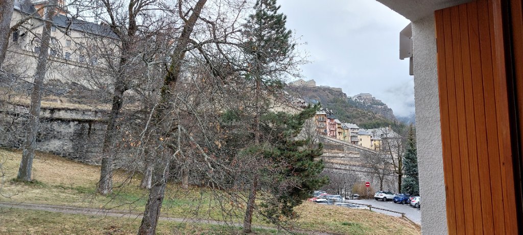 APPARTEMENT T4 A LOUER - BRIANCON - 64.5 m2 - 800€ charges comprises par mois