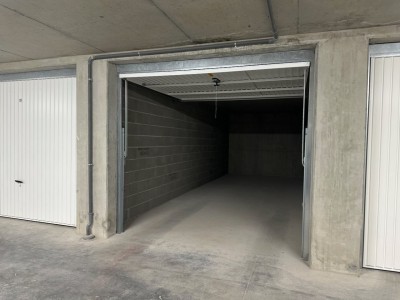 GARAGE A VENDRE - ST CHAFFREY - 29700€