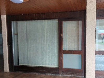 LOCAL COMMERCIAL A LOUER - BRIANCON - 50.31 m2 - 496 € HC et HT par mois