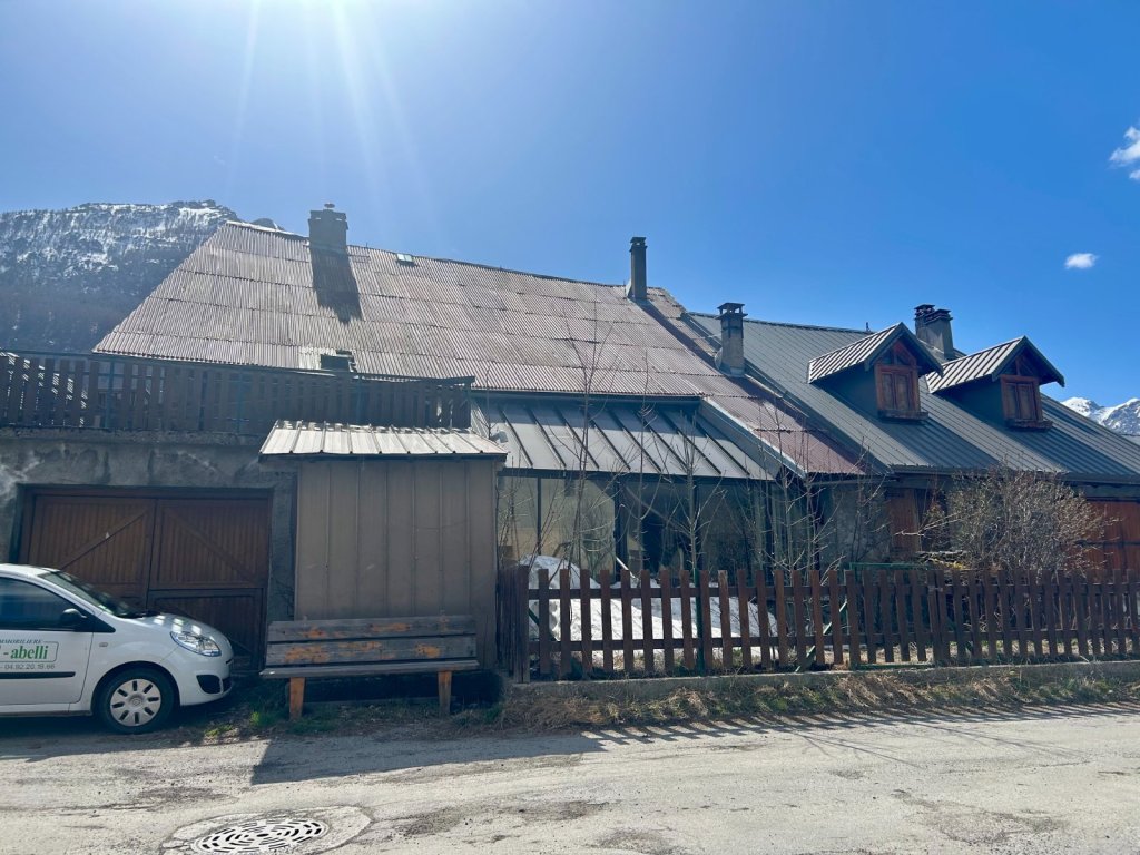 Maison à vendre 12 pièces A VENDRE - LE MONETIER LES BAINS - 435 m2 - 750 000 &euro;