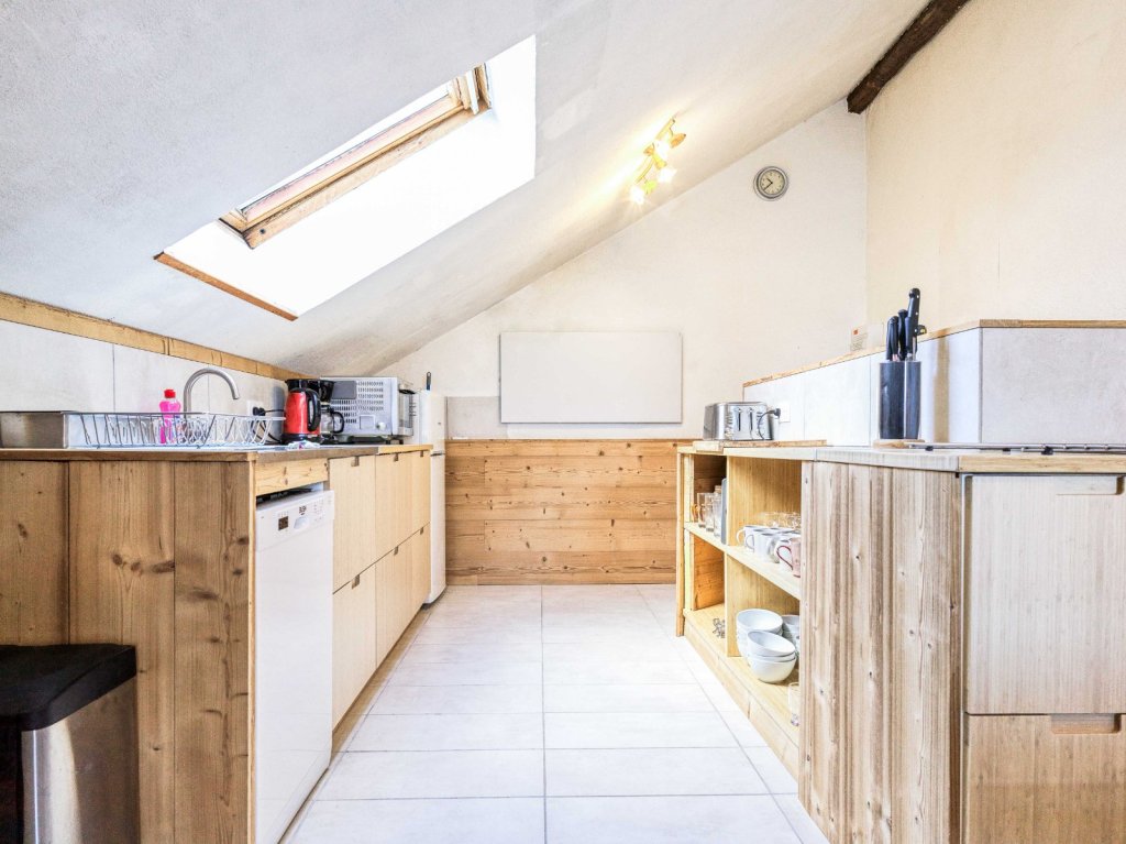 MAISON DE VILLAGE A VENDRE - MONTGENEVRE VILLAGE - 130 m2 - 787 500 &euro;