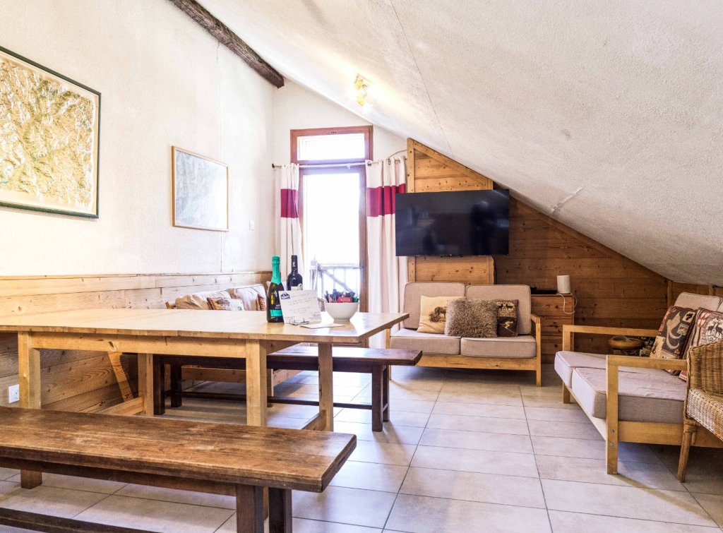 MAISON DE VILLAGE A VENDRE - MONTGENEVRE VILLAGE - 130 m2 - 787 500 &euro;