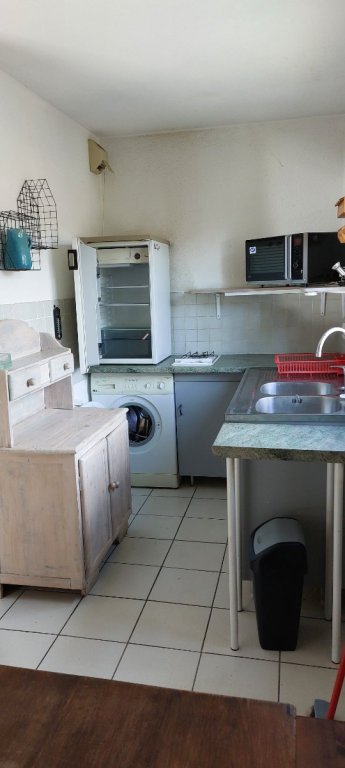 STUDIO TO RENT - BRIANCON - 47.56 m2 - 625 &euro; including tenant fees