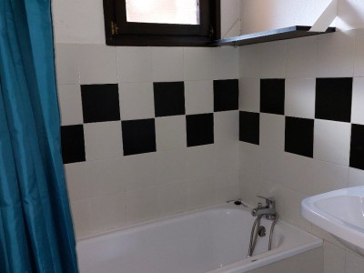 STUDIO TO RENT - BRIANCON - 47.56 m2 - 625 € including tenant fees