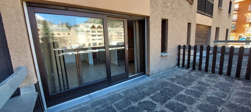 STUDIO A LOUER - BRIANCON - 21.74 m2 - 555�&euro; charges comprises par mois