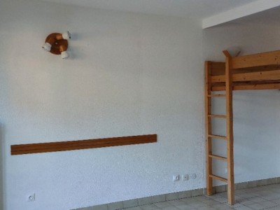 STUDIO A LOUER - BRIANCON - 21.74 m2 - 555 € charges comprises par mois