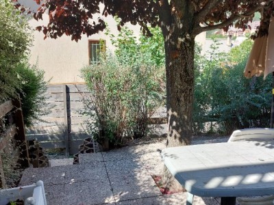 APARTMENT 2 ROOMS TO RENT - BRIANCON - 28.47 m2 - 560€ including tenant fees