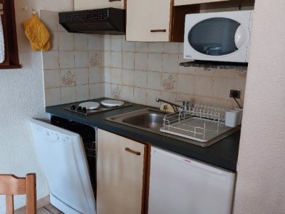 APARTMENT 2 ROOMS TO RENT - BRIANCON - 28.47 m2 - 560€ including tenant fees