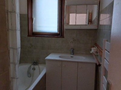 APARTMENT 2 ROOMS TO RENT - BRIANCON - 28.47 m2 - 560€ including tenant fees
