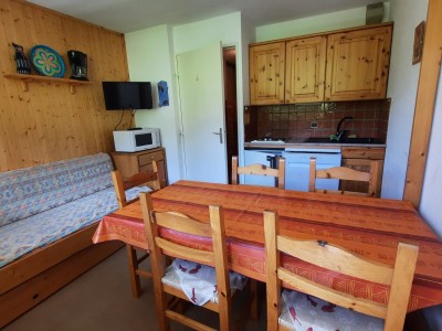 APPARTEMENT T2 - MONTGENEVRE VILLAGE - 23.56 m2 - VENDU
