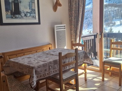 APARTMENT 2 ROOMS FOR SALE - MONTGENEVRE VILLAGE - 36 m2 - 268000€