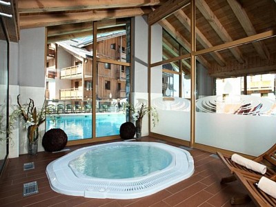 APARTMENT 2 ROOMS FOR SALE - MONTGENEVRE VILLAGE - 38.29 m2 - 170000€