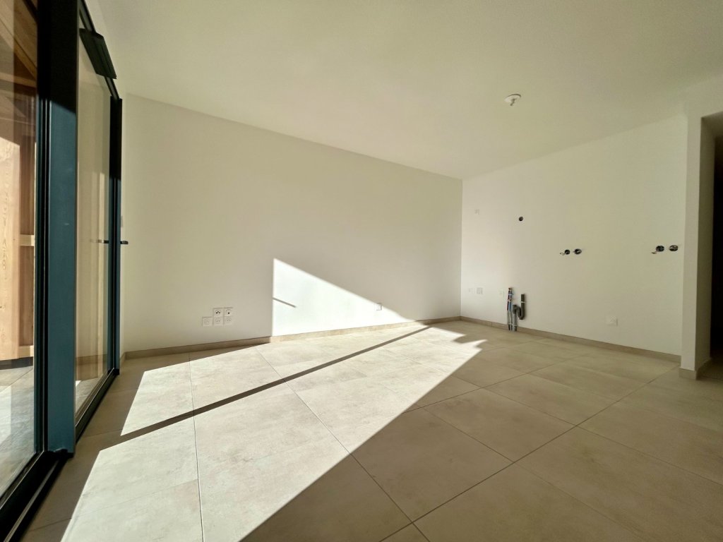 APPARTEMENT T2 + CABINE A VENDRE - ST CHAFFREY - 45.91 m2 - 405 000 &euro;