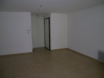 APPARTEMENT T3 A LOUER - BRIANCON - 88.13 m2 - 975 € charges comprises par mois