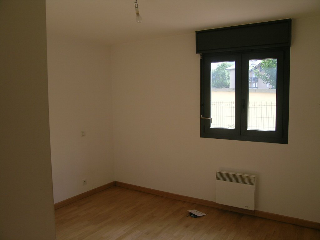 APPARTEMENT T3 A LOUER - BRIANCON - 88.13 m2 - 975 &euro; charges comprises par mois