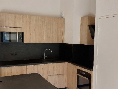 APARTMENT 3 ROOMS TO RENT - BRIANCON - 60.05 m2 - 1150€ including tenant fees