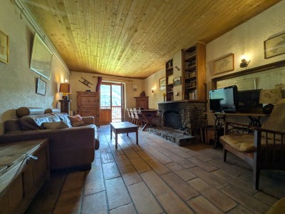 APPARTEMENT T3 A VENDRE - LA SALLE LES ALPES - 69.12 m2 - 385000€