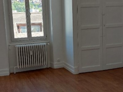 APPARTEMENT T4 - N 301 A LOUER - BRIANCON - 100.41 m2 - 1226€ charges comprises par mois