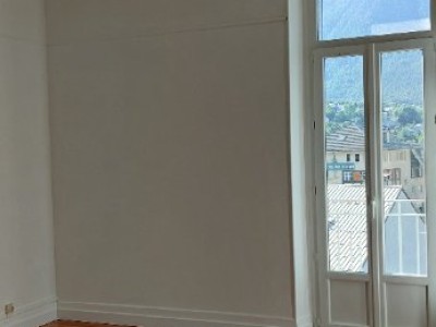 APPARTEMENT T4 - N 301 A LOUER - BRIANCON - 100.41 m2 - 1226€ charges comprises par mois