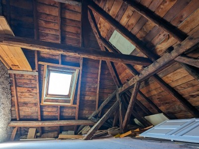 APARTMENT 5 ROOMS FOR SALE - BRIANCON - 94 m2 - 210000 €