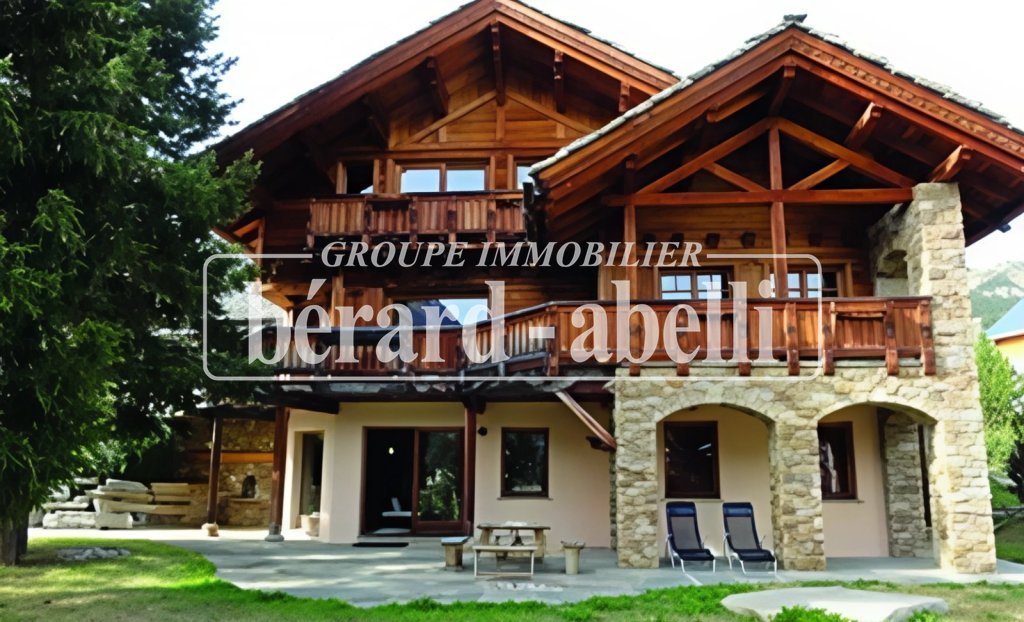 CHALET IN VENDITA - MONTGENEVRE VILLAGE - 400 m2 - 3 480 000 &euro;