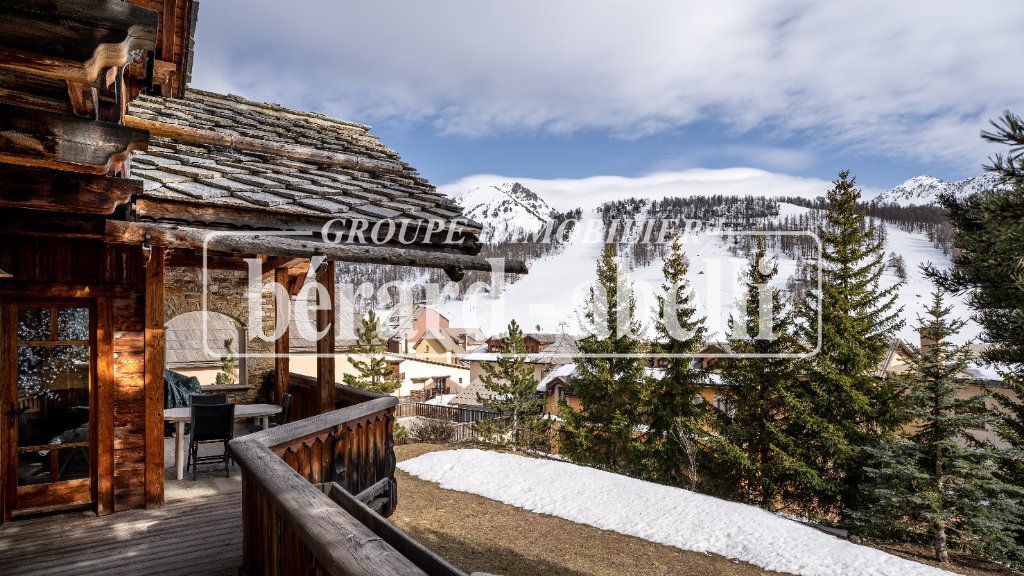 CHALET IN VENDITA - MONTGENEVRE VILLAGE - 400 m2 - 3 480 000 &euro;