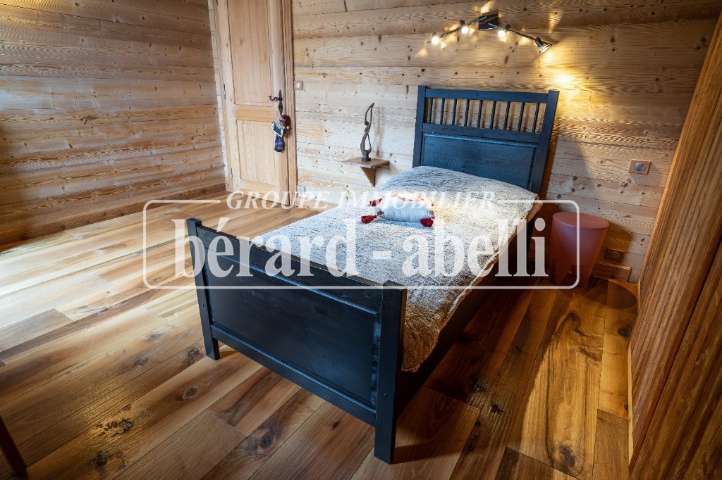 CHALET IN VENDITA - MONTGENEVRE VILLAGE - 400 m2 - 3 480 000 &euro;