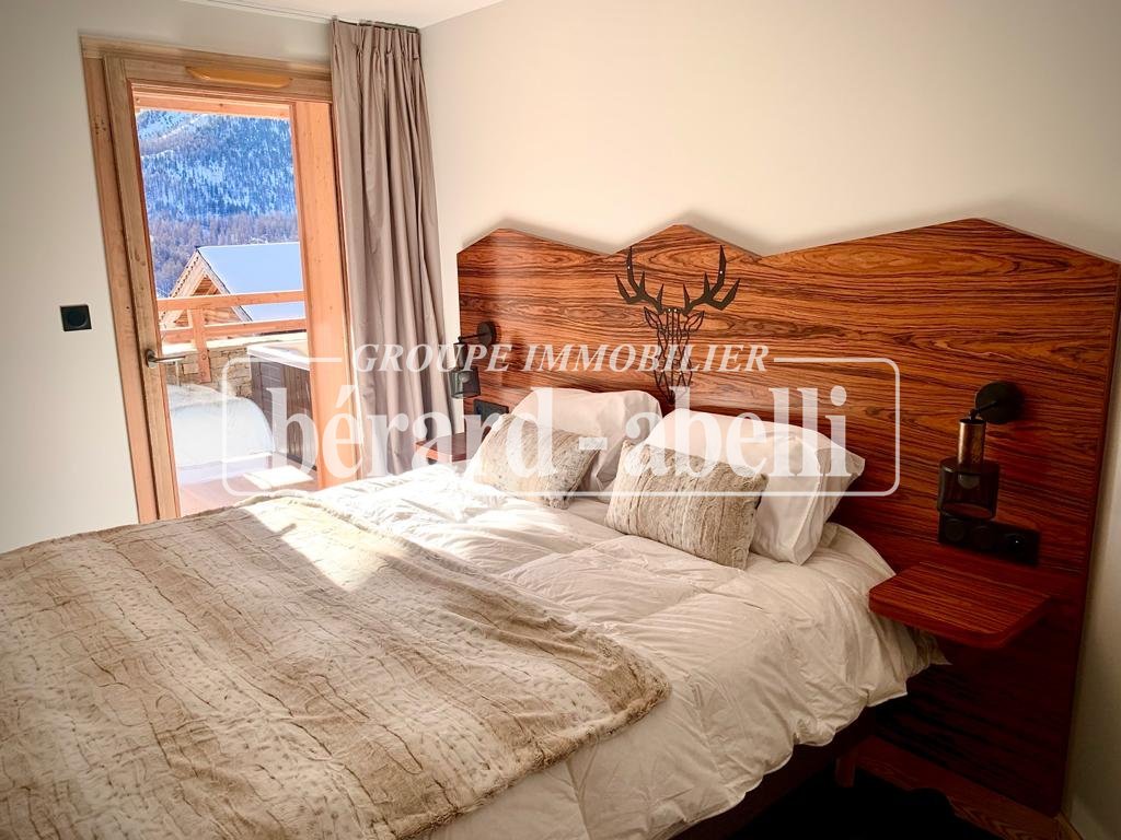 CHALET FOR SALE - MONTGENEVRE VILLAGE - 190 m2 - 2 500 000 &euro;
