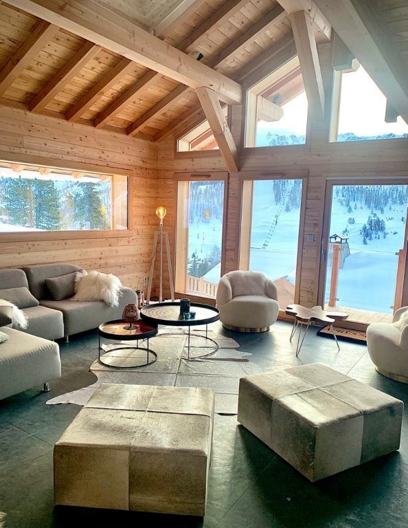 CHALET FOR SALE - MONTGENEVRE VILLAGE - 190 m2 - 2 500 000 &euro;