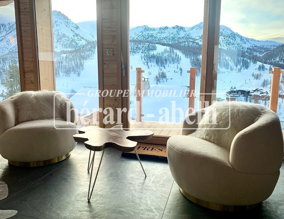 CHALET FOR SALE - MONTGENEVRE VILLAGE - 190 m2 - 2 500 000 &euro;