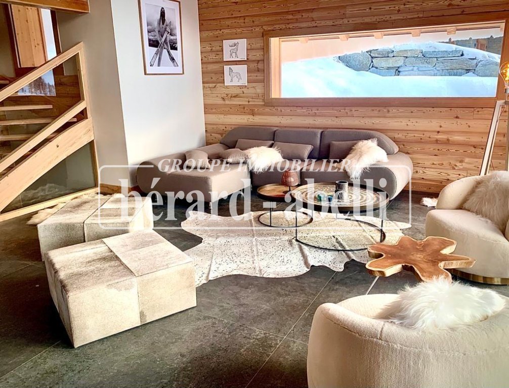 CHALET FOR SALE - MONTGENEVRE VILLAGE - 190 m2 - 2 500 000 &euro;