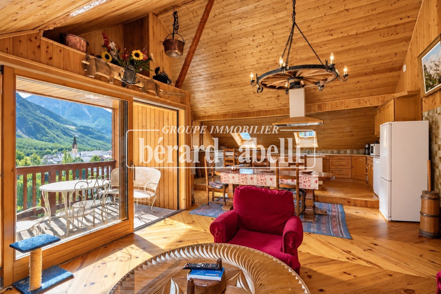 CHALET FOR SALE - VAL DES PRES - 439.5 m2 - 836 000 &euro;