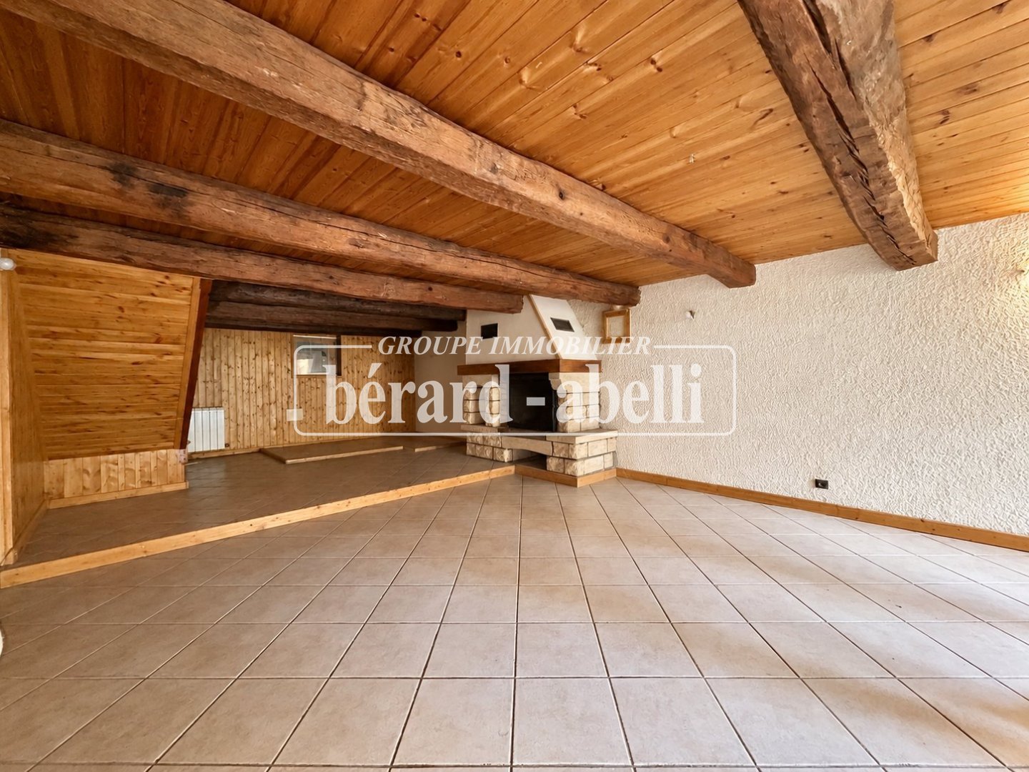 CHALET FOR SALE - VAL DES PRES - 439.5 m2 - 836 000 &euro;