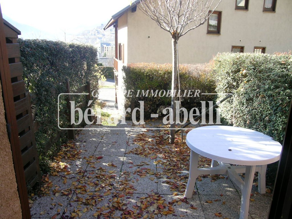 STUDIO A LOUER - BRIANCON - 28.79 m2 - 545 &euro; charges comprises par mois