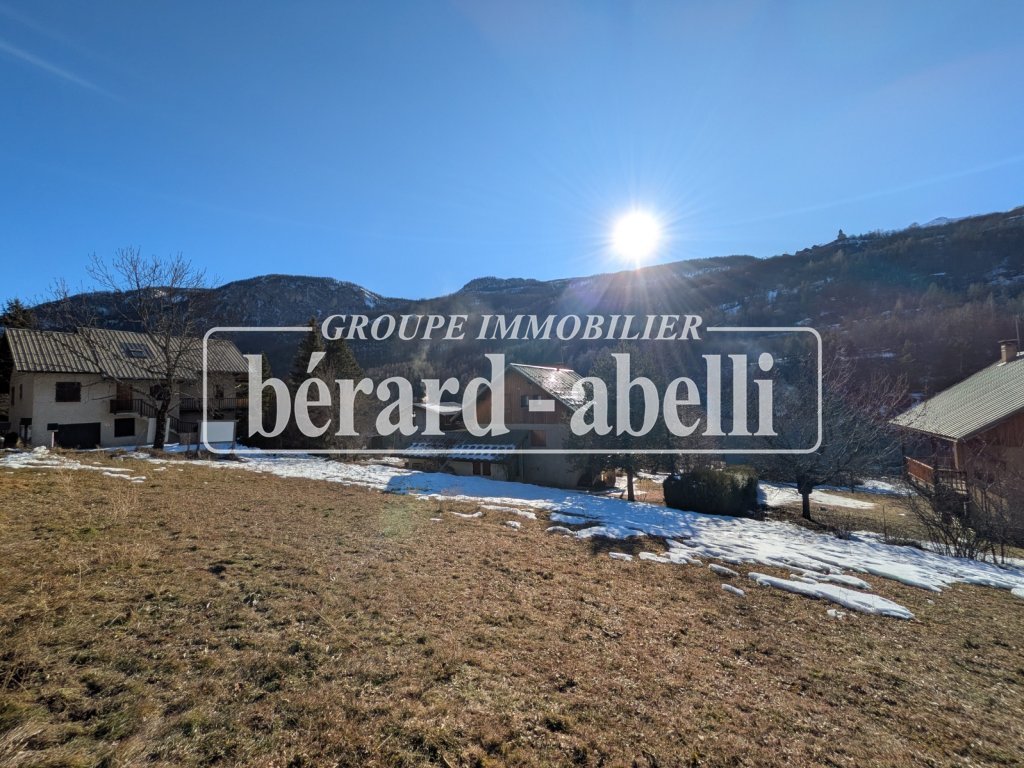 TERRAIN VIABILISE A VENDRE - PELVOUX - 545 m2 - 99 000 &euro;