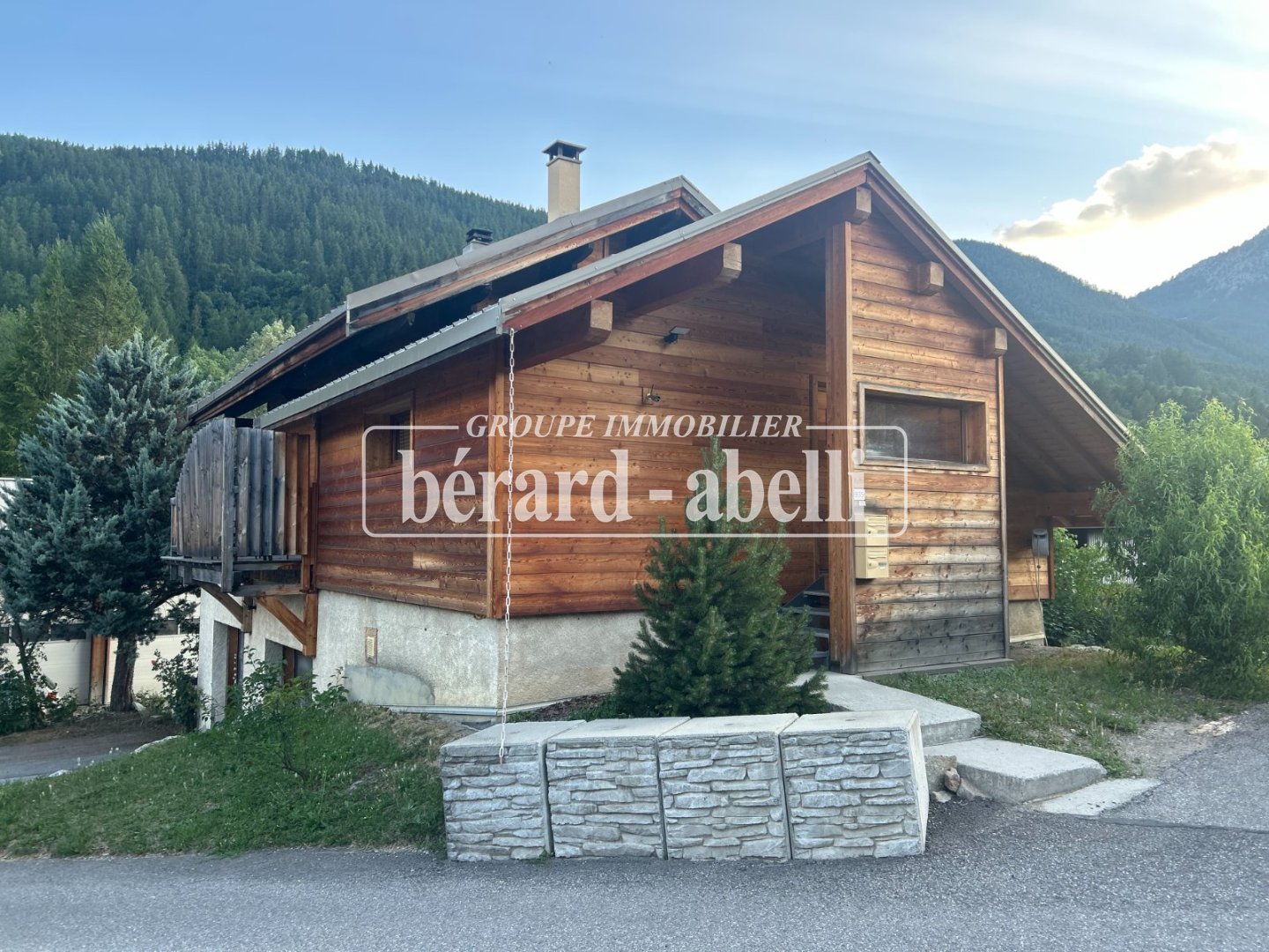 TIPO 5 IN VENDITA - LA SALLE LES ALPES - 116 m2 - 799 000 &euro;
